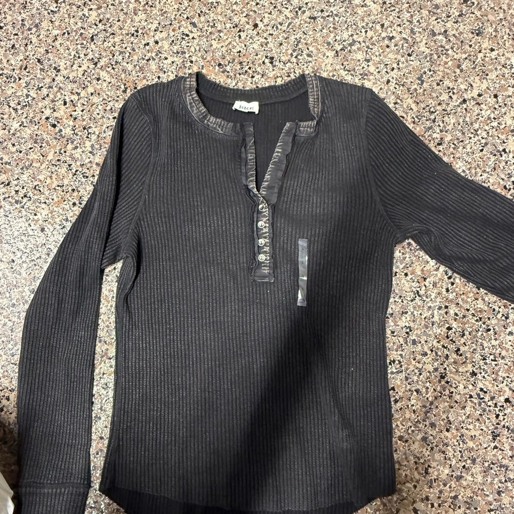Womens Black Long Sleeve Waffle Knit Shirt